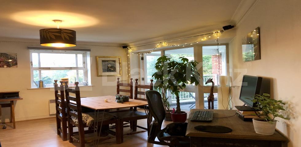 			NEW INSTRUCTION, 2 Bedroom, 1 bath, 1 reception Flat			 MacMillan Way, Tooting